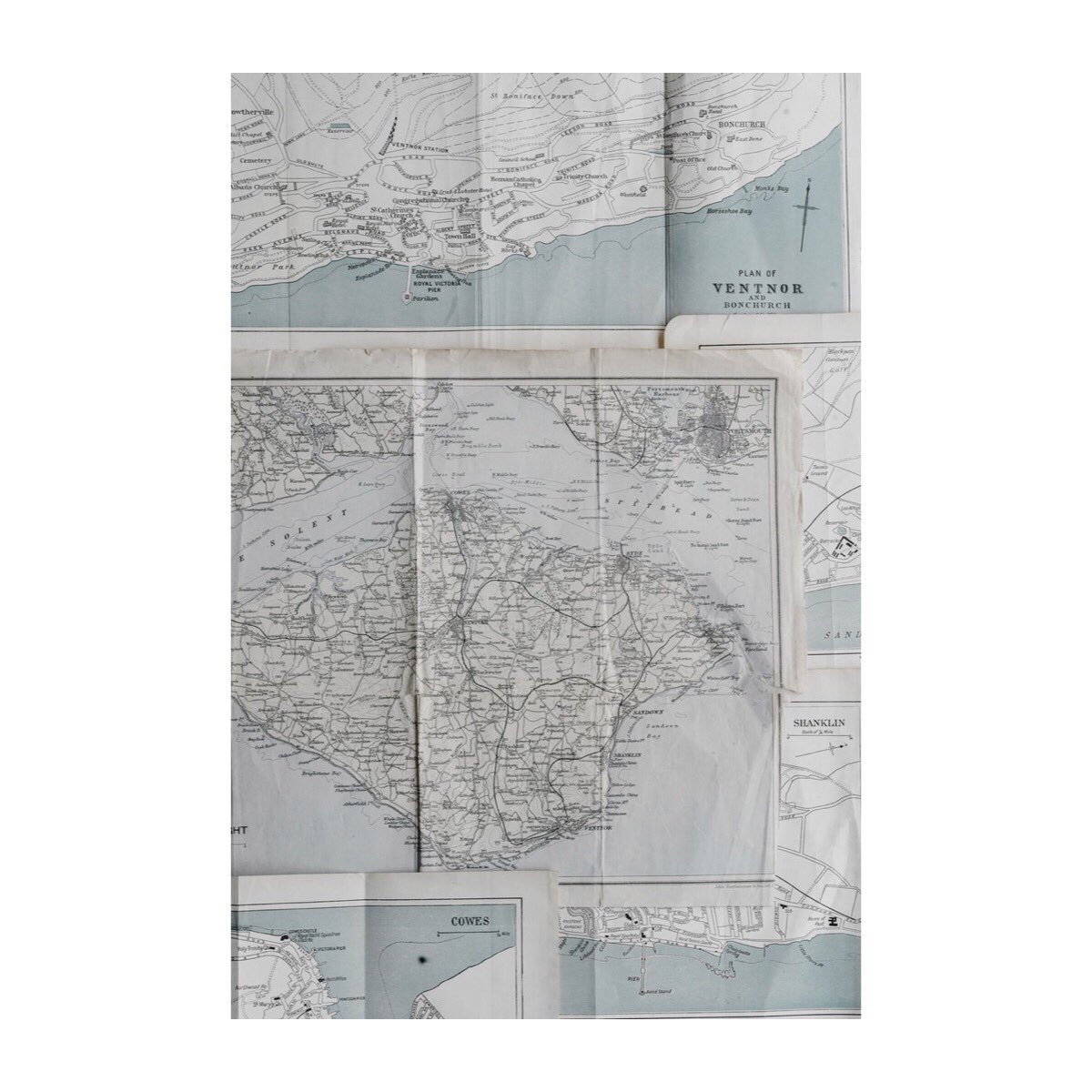 Inspiration - Ventnor and Bonchurch 📷 by Annie Spratt #inspiration #art #photography #map #sea #nautical #maps #nauticalcharts #sailing #exploration #navigation #lifeatsea #jewelry #aubarede7 #inspirationaubarede7