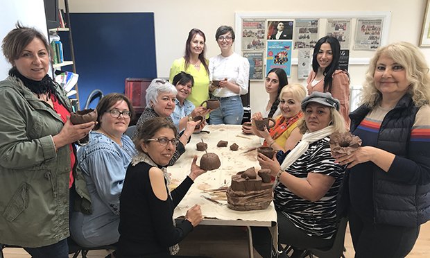 hackneycitizen's tweet image. Turkish tea party in #Hackney raises £360 for British Red Cross

Dalston’s Turkish Cypriot Cultural Association also hosted a free ceramics workshop for #RedCrossWeek

bit.ly/2vWcTlc

#charity #Dalston 

@BritishRedCross