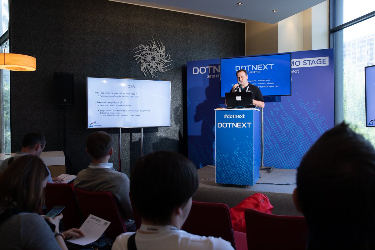 DotNextConf's tweet image. #dotnext Евгений Рыжков из #pvsstudio выступил с минидокладом — «Три самые частые ошибки при использовании статического анализа кода».