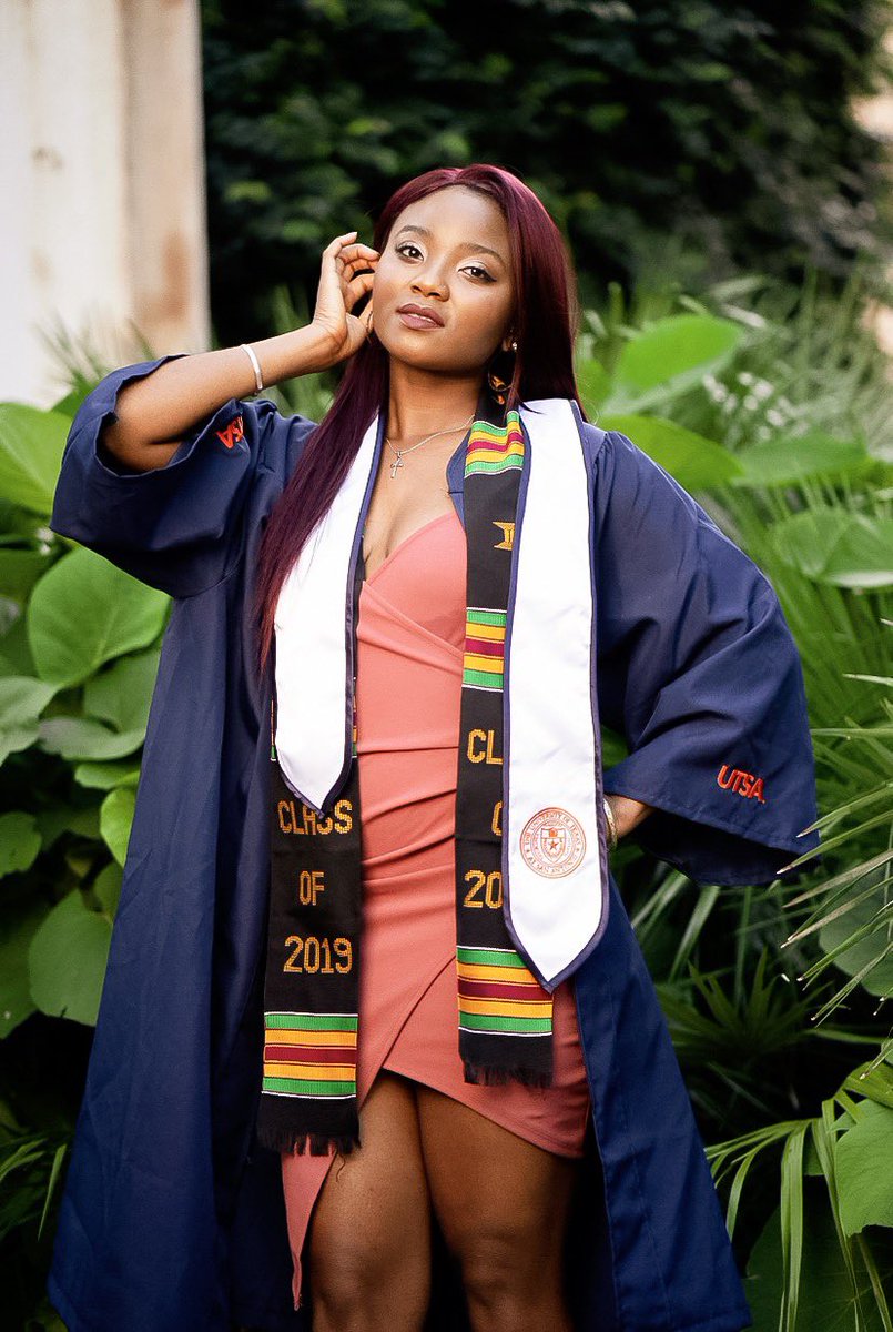 khay_lah_nee's tweet image. Degree loading.....

T minus 3 days
#UTSAGRAD19 #UTSA #GradSzn #blackgirlsgraduate