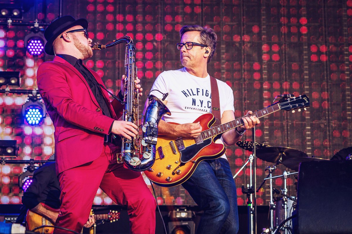I'm looking forward to joining the stage and throwing some rock poses with @NickHeyward again this summer! 🤘
#nickheyward #haircut100 #summerfestival #80sfestival #ukfestival #rewindfestival #funk #80s #music #saxophone #saxplayer #saxophonist #saxsolo #saxman #sax