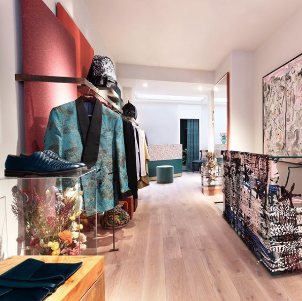 3 CHILTERN STREET
Our flagship store presents our ready-to-wear collections as well as a curation of antique and modernist furniture, artworks and objects sourced by Sophie Ashby and Charlie Casely-Hayford