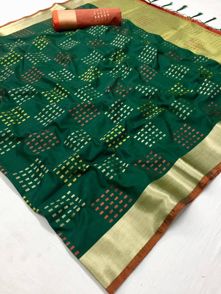 surattextile's tweet photo. *॥ श्री गणेशाय नमः ॥*

*Kangan 2*
Fabric- *Soft weaving silk*

Pcs:10
₹555/-
gst nd shipping extra

------------------------

*Singles also available*
₹730/-

with gst nd shipping

For orders WhatsApp us on +91 9978635608 https://t.co/RbkixGUIOS
