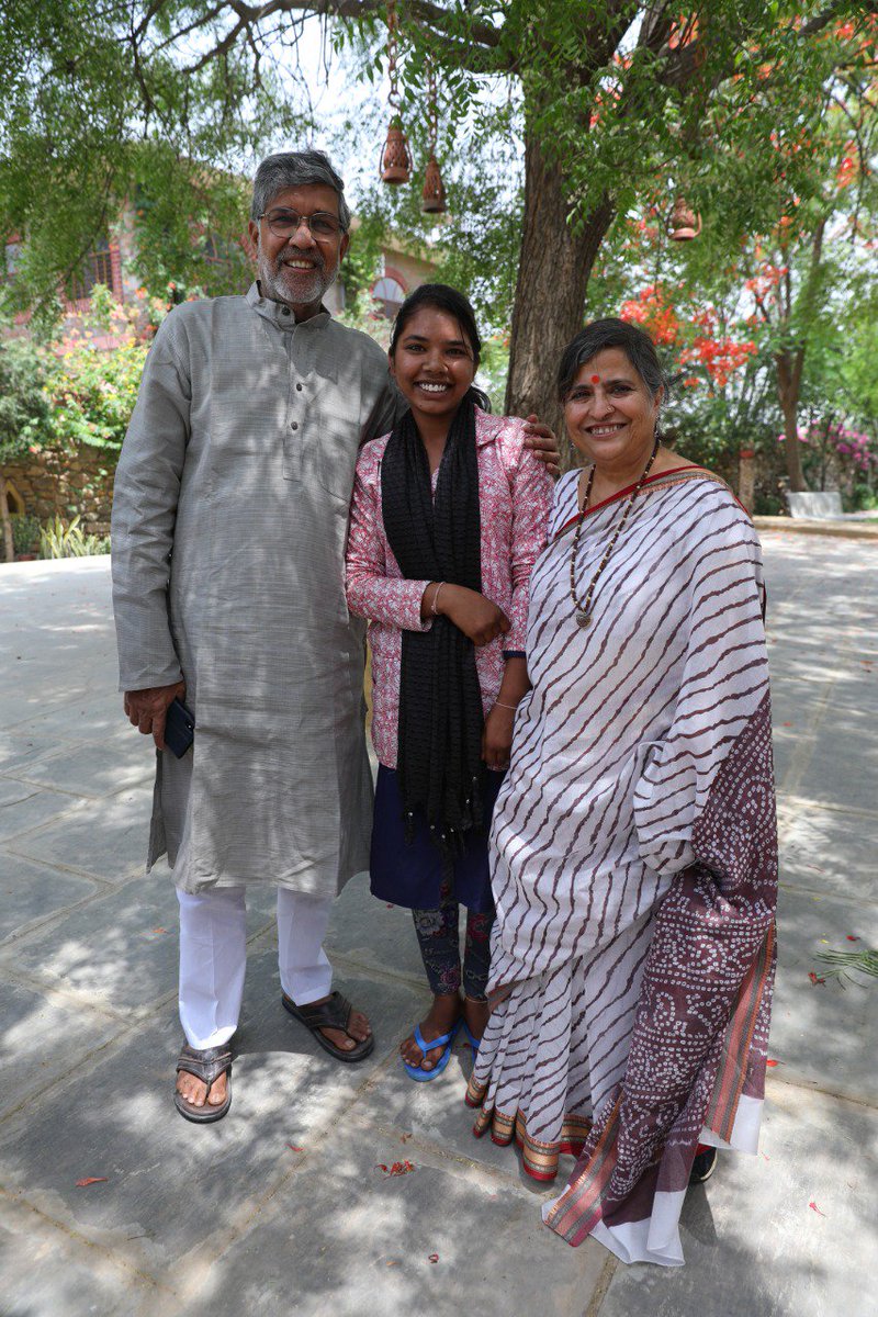 k_satyarthi's tweet photo. My braveheart 16year old daughter Puja from Navrangpura,Rajasthan stood like a rock against opposition of village community&amp;stopped the marriage of 10year old Kiran.Puja is member of Children’s Parliament in our child friendly village.Both are raising voice against child marriage https://t.co/LpdRAEF6ry