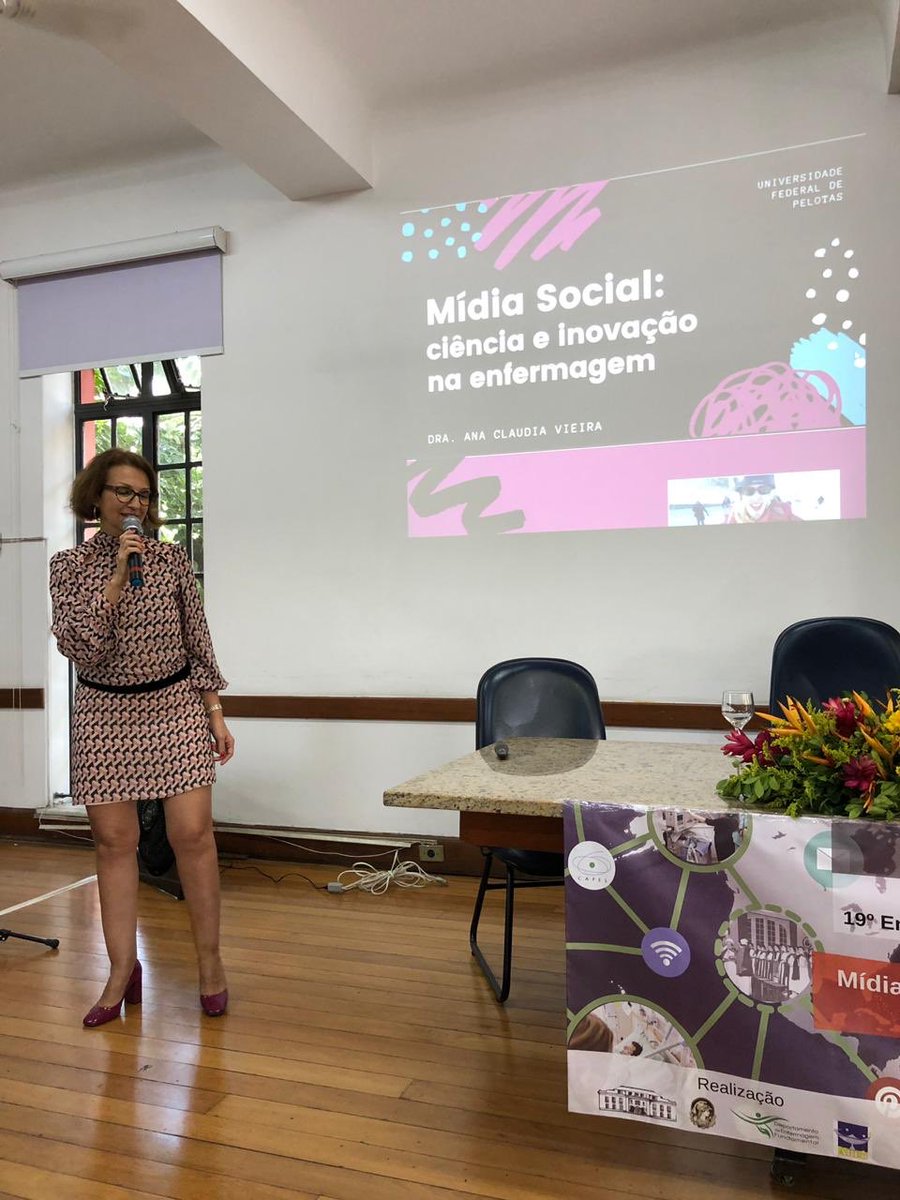 DraVieira's tweet image. &quot;How to use social media to disseminate evidence in nursing?&quot; #reducepaininbabies #besweet2babies #facebookstudy with @dharrisonCHEO and @mari_bueno ❤️Brazil&amp;amp;Canada