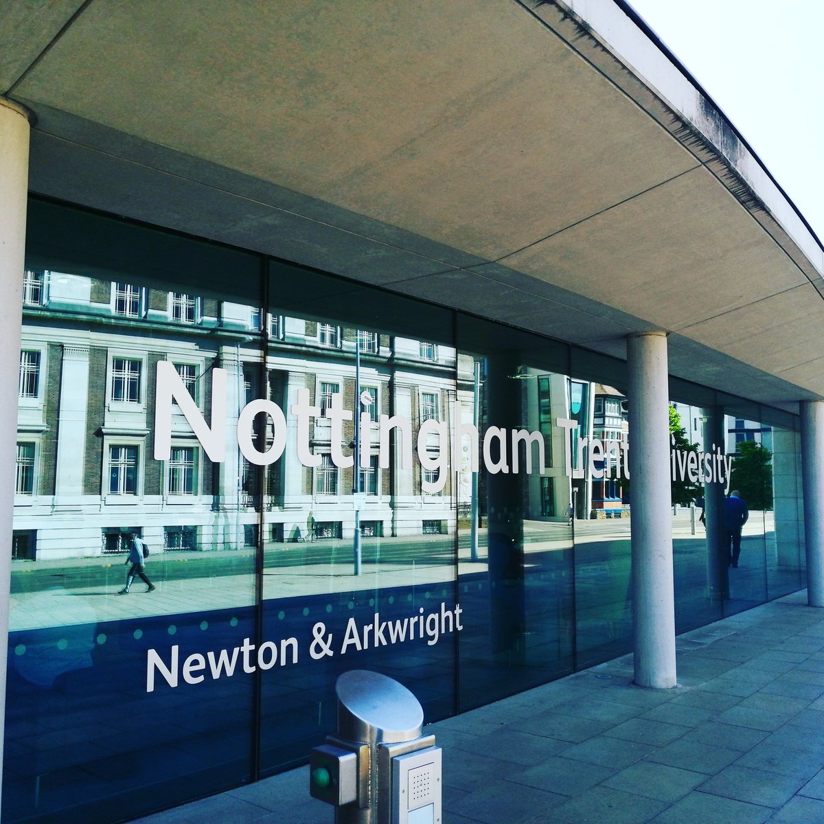 Exciting day at <a href="/nbs_ntu/">Nottingham Business School</a> Nottingham Trent University Business School supporting the 2nd year #enterprise students as an alumni providing business feedback on their projects. 
•
 #entrepreneur #mentor #feedback #business #selfemployed #smallbusiness #nottingham #fashionconsultant