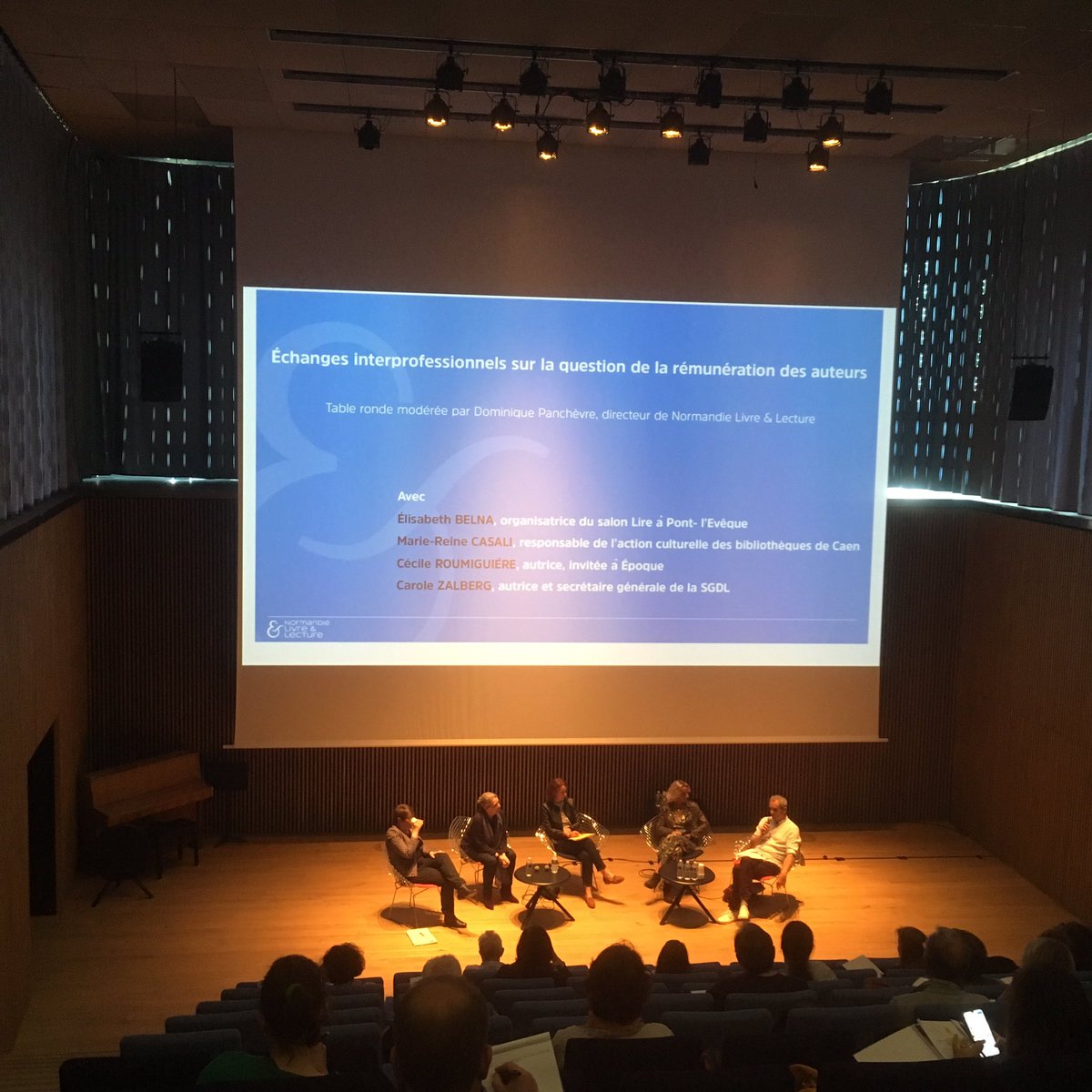 L’après-midi reprend à la bibliothèque de <a href="/Caenlamer/">Caen la mer</a> sur la rémunération des auteurs avec nos invitées de la <a href="/SGDLAuteurs/">Société des Gens de Lettres</a> <a href="/CaenOfficiel/">Ville de Caen</a> de Lire à <a href="/pontleveque14/">Ville de Pont-l'Évêque</a> @normandie_livre