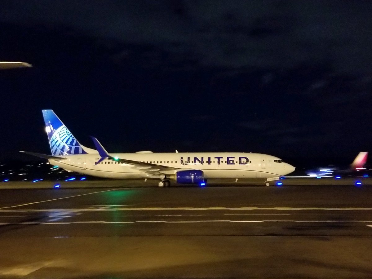 ToadsWife's tweet photo. New paint showed up at PDXUA! pc: Scott Hill
#whyIloveAO #PDXFunHouse
@weareunited @EdwardLightle @bubbsmama @david_a_overall @spiper0617 @kihei69 @ccmccool1 https://t.co/MjVOcdmbHz