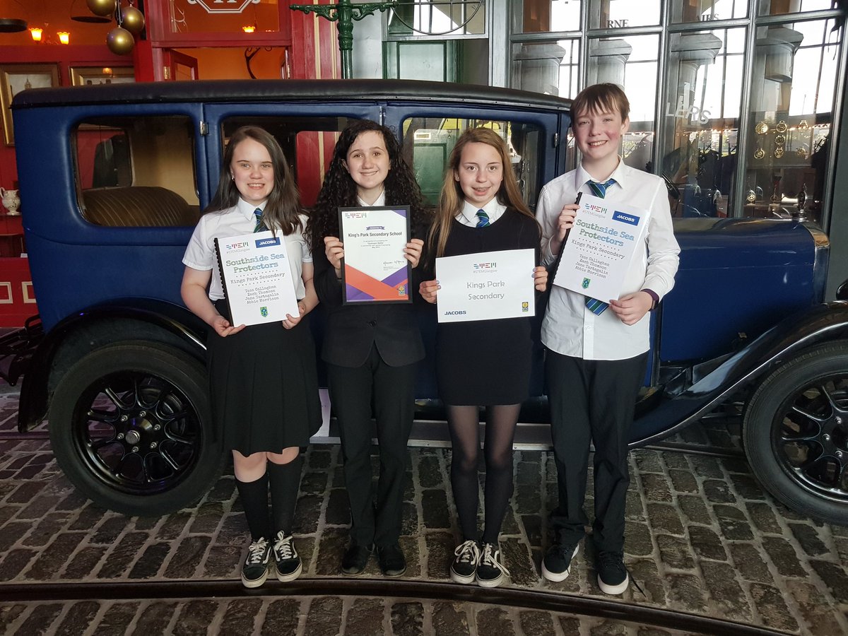 MrsCTeachesSci's tweet photo. All set up and ready for our day at the Jacob's Engineering Challenge showcase!
#stemglasgow #jacobsengineeringchallenge @STEMglasgow @JacobsEngineers  @KingsParkSec @riversidemuseum https://t.co/YtmD34WsU5
