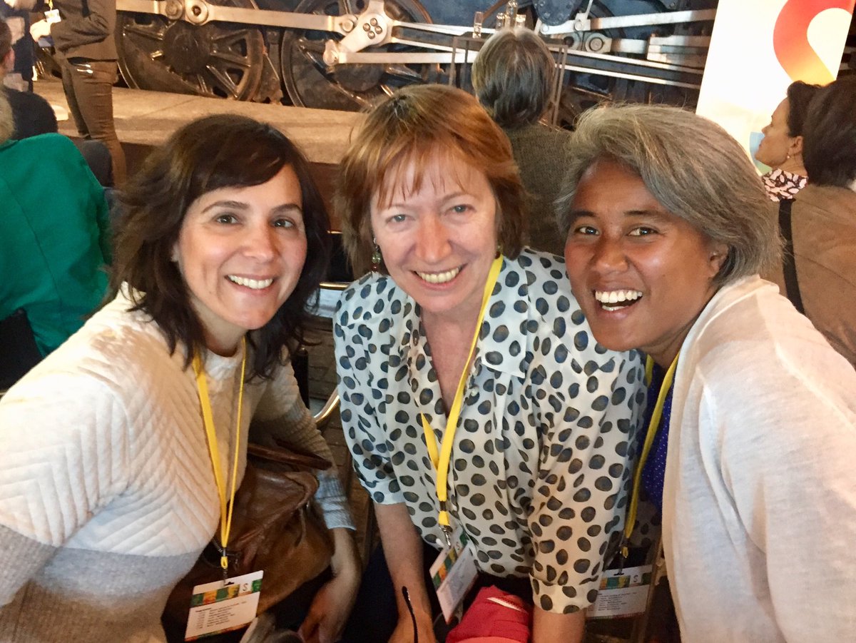 Vandaag is Dock vertegenwoordigd bij #congres van #SociaalWerkNL @ Spoorwegmuseum ⁦<a href="/StichtingDOCK/">DOCK</a>⁩