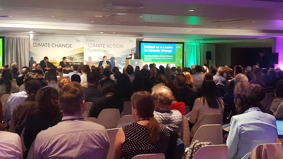 gold_lgold's tweet image. 'We don't like to talk about conversion, but that's what we need' 'a decarbonized lifestyle' @RichardbrutonTD  #climateconference2019 #ecologicalconversion #ClimateEmergency