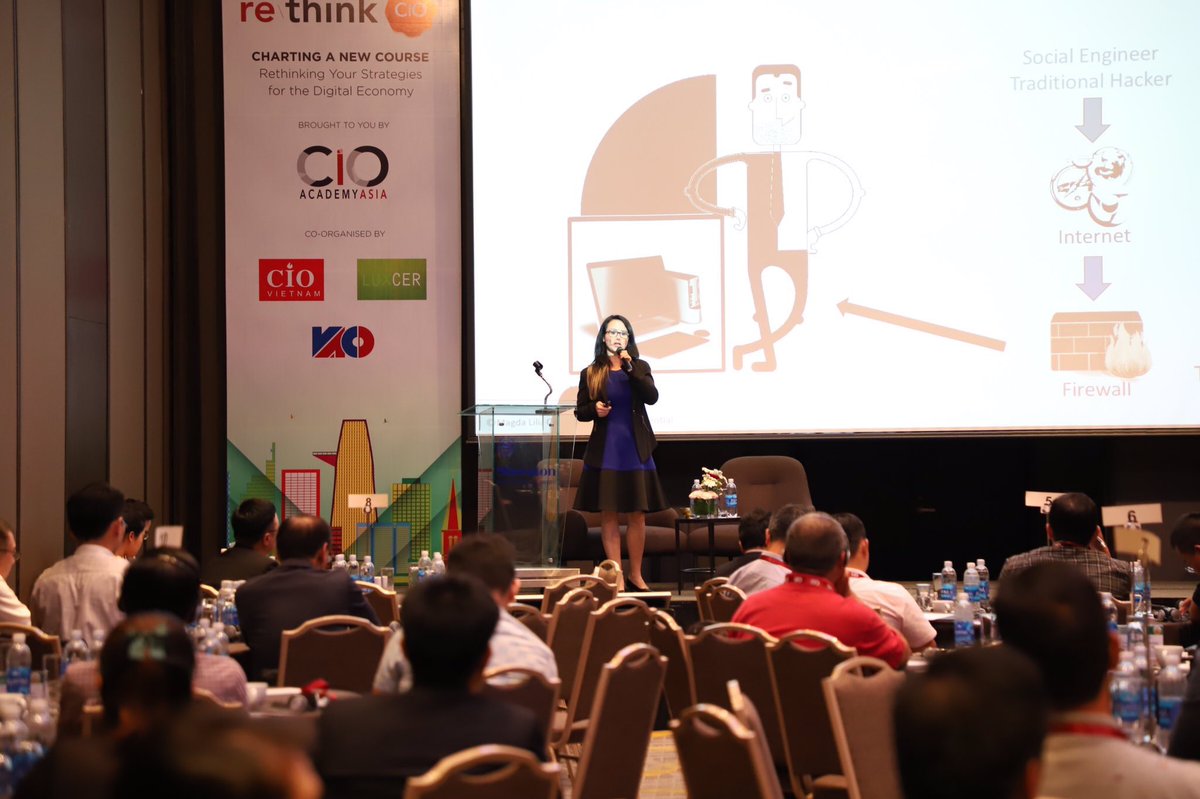 m49D4ch3lly's tweet photo. I had a great seminar with @CIOAcademyAsia about best practices & approaches for organisations as security remains a perennial & complex concern #rethinkCIO https://t.co/xp5mkfBMbq