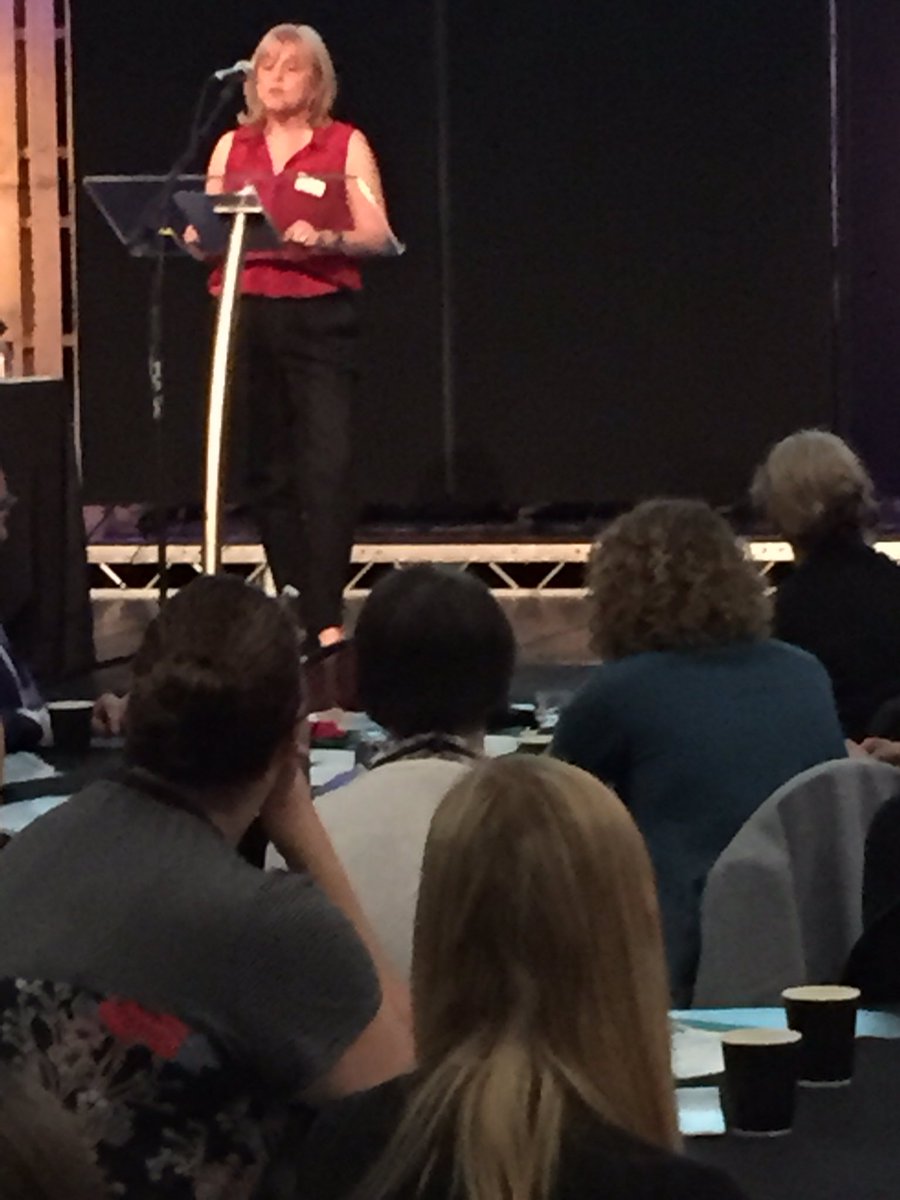 SuzanneVickers3's tweet photo. Death in Custody by Gill Scott expert presentation #TeamCDDFT @CDDFTNHS thanks Gill 👍🏻 https://t.co/3Ih1bOnxsw
