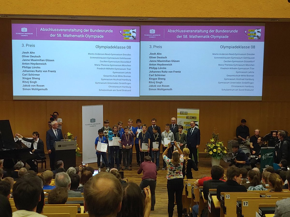 bmo_2019's tweet photo. Die ersten Bronze-Medaillen wurden wurden vergeben. Herzlichen Glückwunsch. #BMO19 https://t.co/lLZov0pq5z