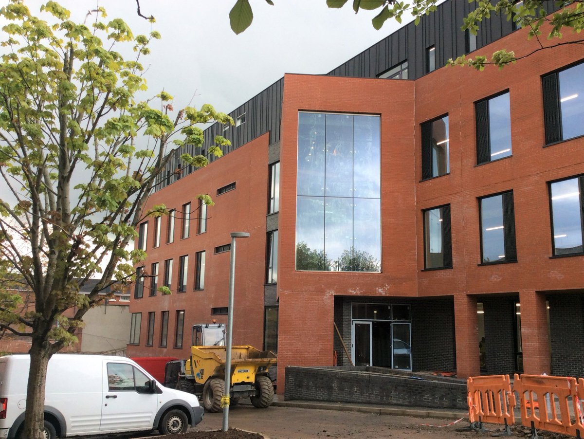 Dixons Contractors tweet media