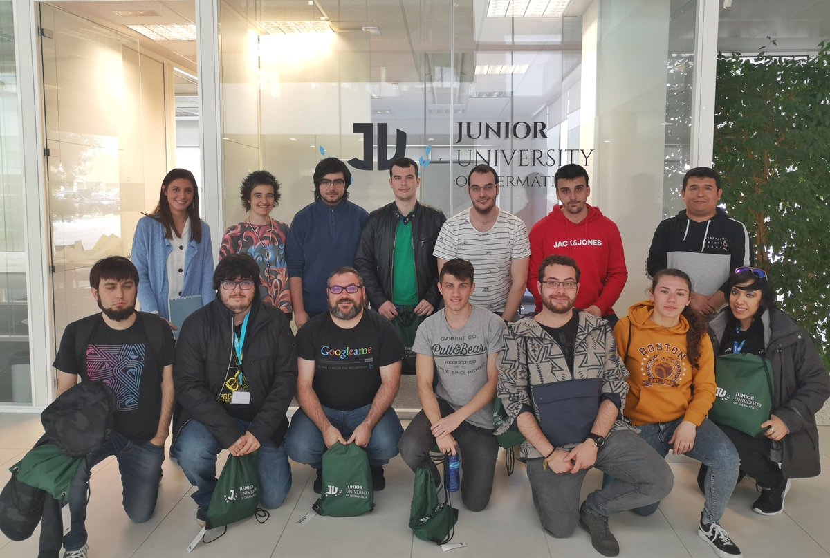 Nuestra #JuniorUniversity sigue dándonos satisfacciones, como a los nuevos talentos que nos acompañan para seguir creciendo personal y profesionalmente, en esta ocasión de nuestra oficina de #Derio, donde les ha guiado nuestra compañera <a href="/vaya_cuento/">Ana Arenaza</a>. ¡Seguimos formando futuro!