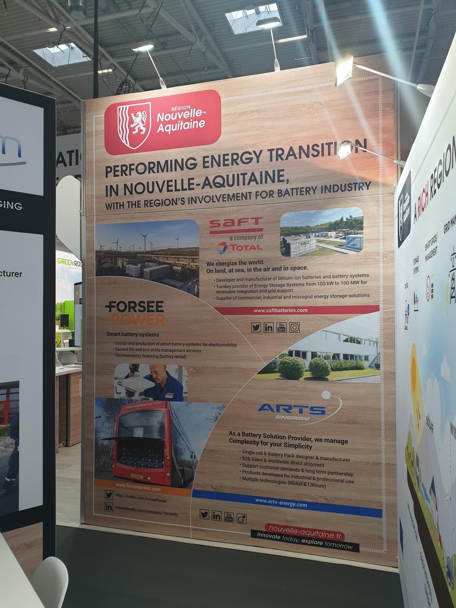 ADI_N_A's tweet photo. Et c'est parti pour 3 jours d'échanges sur LE salon européen du stockage de l'énergie #ElectricalEnergyStorage (EES) sur le stand de la région @NvelleAquitaine https://t.co/lqt5uzCiZK
