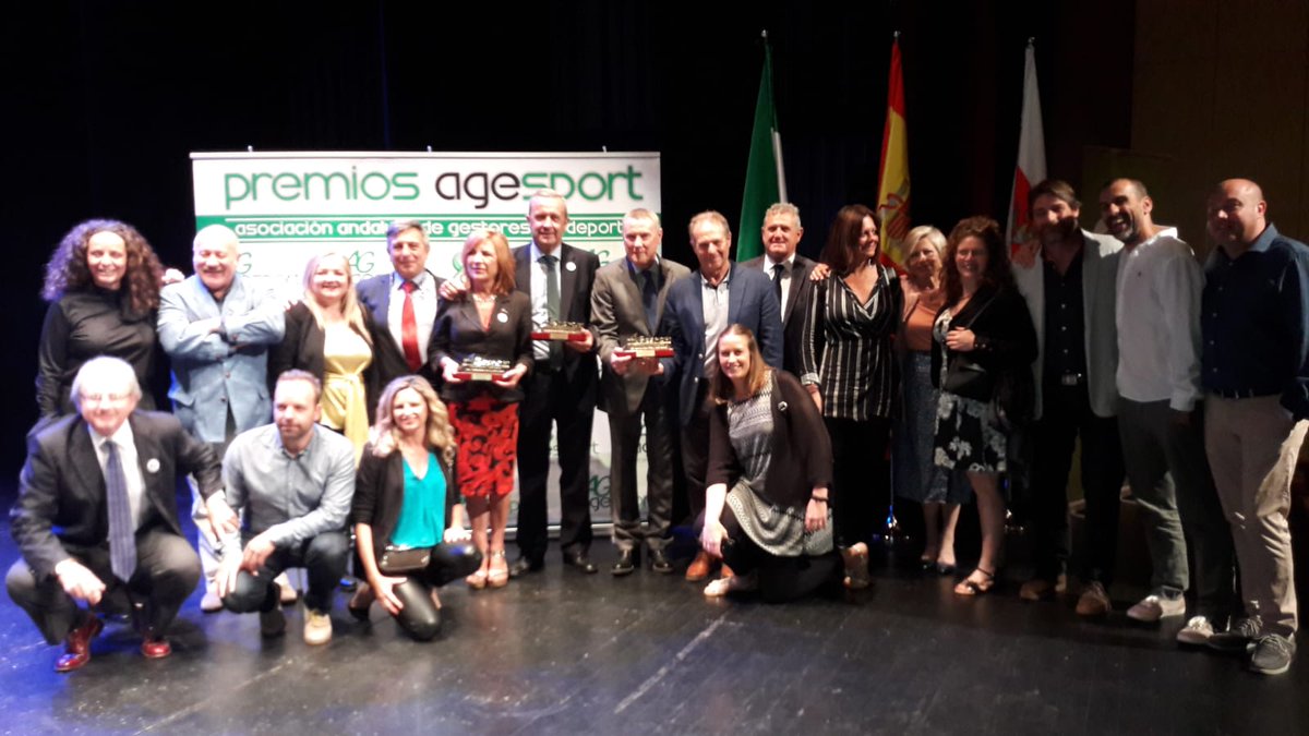 Caminandox1Reto's tweet photo. Estamos de celebración y queremos felicitar a todos los que formáis parte de este proyecto y haceros participes del reconocimiento que nos ha hecho @AGESPORT como la Mejor Iniciativa o Innovación sobre la Gestión del Deporte en Andalucía durante 2018, gracias!!! https://t.co/T0IlCUy6yL