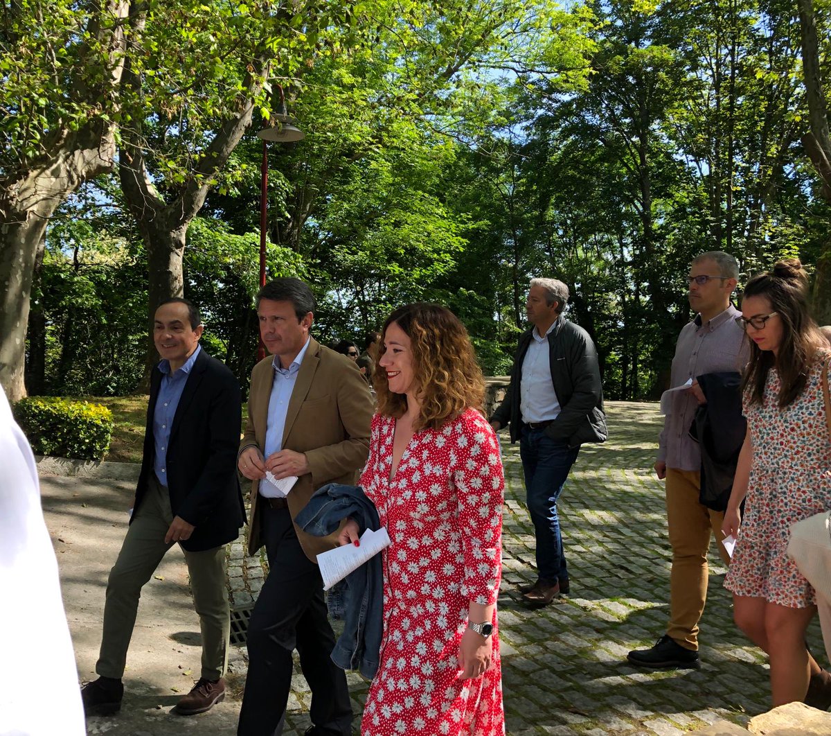 San Isidro eguna🍏🌾🐮🐑
Urtero bezala San Martzial mendian gure baserritarrekin. En San Isidro, como todos los años #SentimosIrun #IrunSinDuda ❤