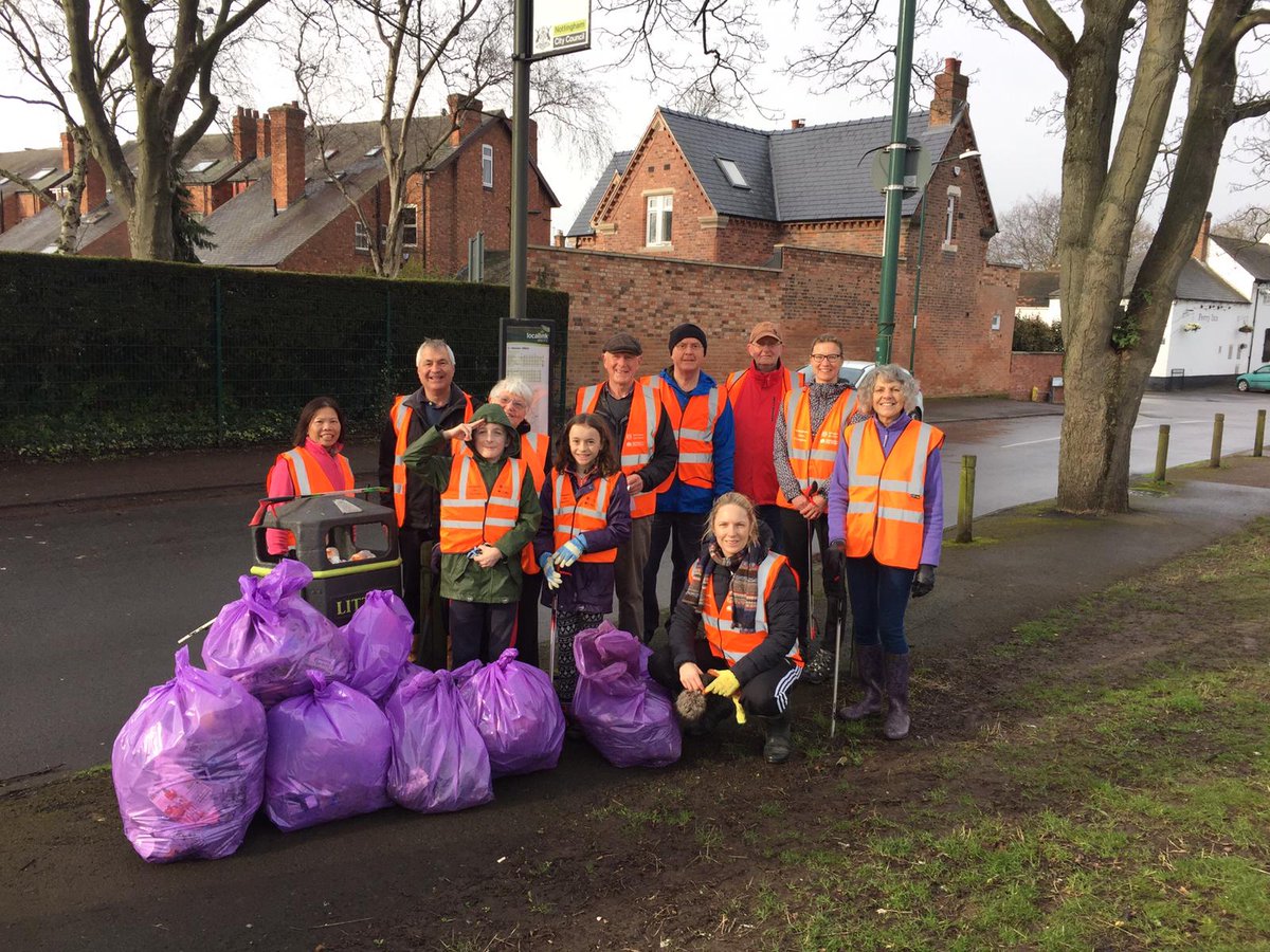 Over 200 people in #Nottingham have already joined our Clean Champions Scheme! 👏👏👏 Want to get out and about, meet new people and make a positive difference in your community? 💚 Sign up here -  crowd.in/QZLxQj