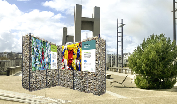 Du 11 mai au 11 juin, l'exposition "Re-cyclages" se déroule en bas de la rue de Siam, à @BrestFr . 

Informer sur le devenir de nos #déchets et connaître les bons gestes à adopter, ce voyage artistique est un véritable parcours photo/pédagogique ♻ #Brest