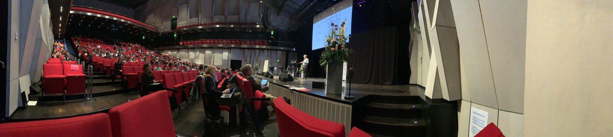 DHammarlof's tweet photo. Second session on #ai of @scilifelab #scilifelabsummit in Uppsala today, Prof Ross D King @OfficialUoM on how #MachineLearning and #robot #scientist Eve can be used to study #neglected tropical #diseases #malaria #screening https://t.co/kuBTONN7Mi