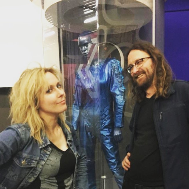 Cordon Rouge (@_cordonrouge_) on Twitter photo We went on a pilgrimage to Jerney Kaagmans blue leather suit she wore in the video of Earth & Fire's Weekend <a href="/BeeldenGeluid/">beeldengeluid</a>. We'll release our cover 'Le Weekend' next week! We went on a pilgrimage to Jerney Kaagmans blue leather suit she wore in the video of Earth & Fire's Weekend <a href="/BeeldenGeluid/">beeldengeluid</a>. We'll release our cover 'Le Weekend' next week!