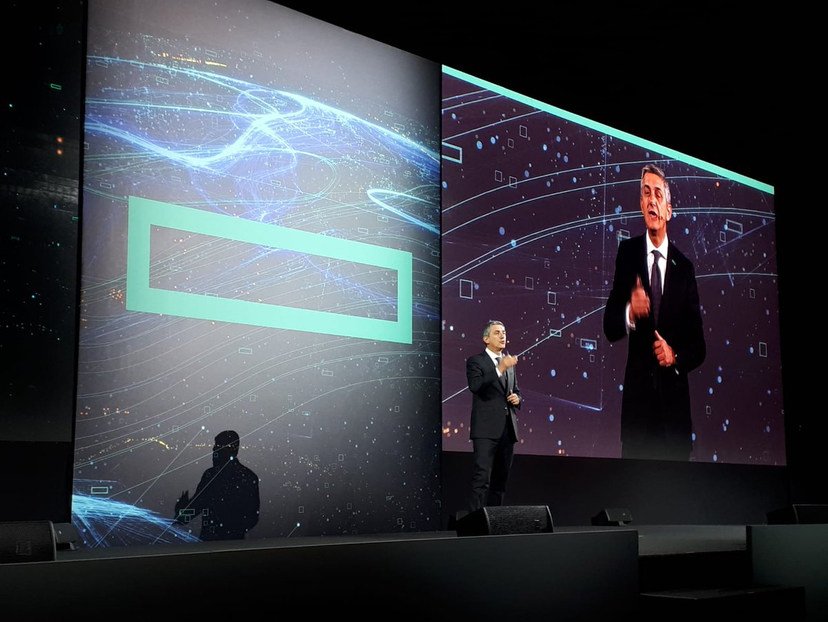 ACSDataSystems's tweet photo. In diretta dalla seconda giornata di #HPEDiscoverMore dedicata ai partner di Canale di @HPE_IT. Welcome to the #DataDrivenSociety
Sul palco anche @maucaccia campionessa di pallavolo, ex Nazionale, adesso coaching motivazionale per le aziende. #WeAreHPE
#WeAreACS
#ACSDataSystems https://t.co/zIR7GkdZ8A