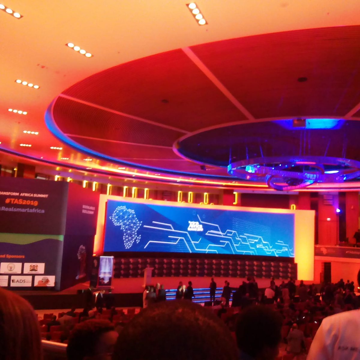 DataIntegrated's tweet photo. Opening ceremony #TAS2019 #Dataintegrated #kigali #techafrica https://t.co/BWpCiu9Wpo