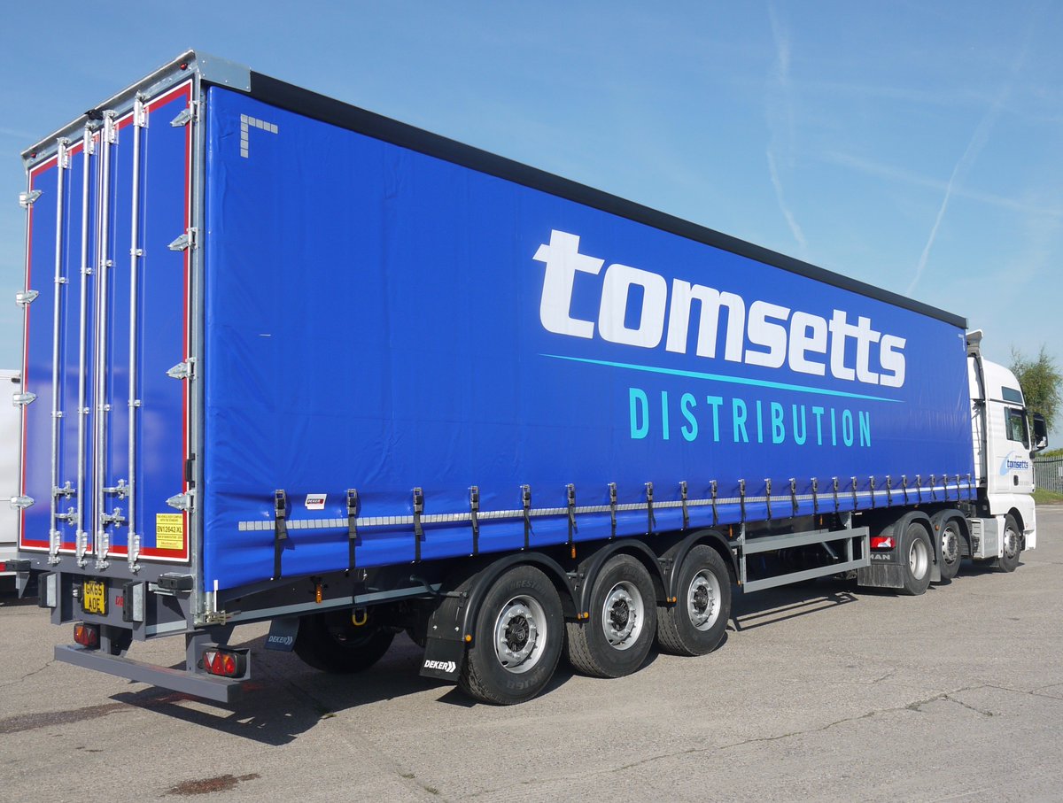 dekersolutions's tweet image. @dekersolutions deliver four new Deker Cleardek straightframe trailers to @tomsetts for their growing operation, many thanks for the business @tomsetts. #Cleardek #Dekersolutions #Allportsgroup