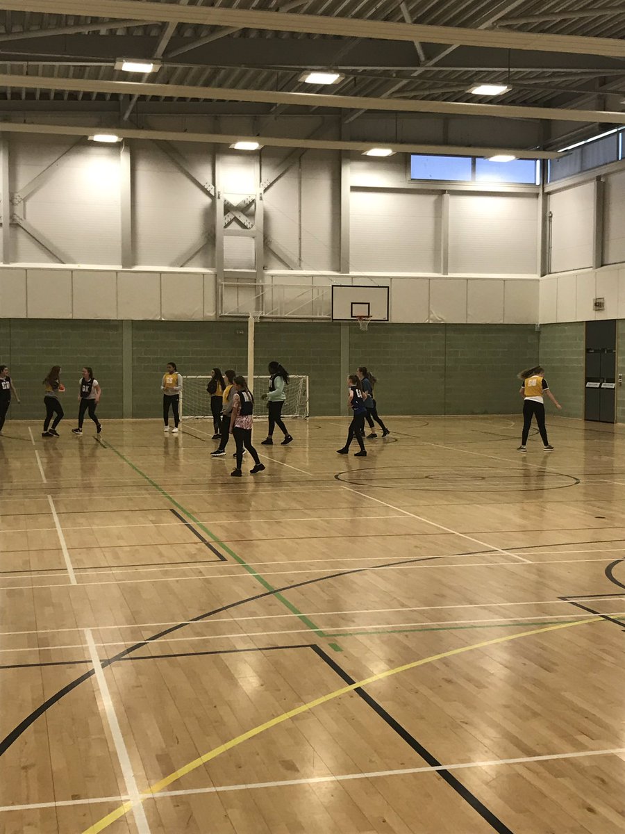 LevenmouthAc's tweet photo. Big day of sport today in the sun at Levenmouth Academy☀️! S1/S2 Field Day &amp; the S1 Football team are playing in the schools first ever national football final tonight v Taylor High School. #LevPE #amazingpupils #healthandwellbeing #funinthesun https://t.co/AAuwXFvBO8