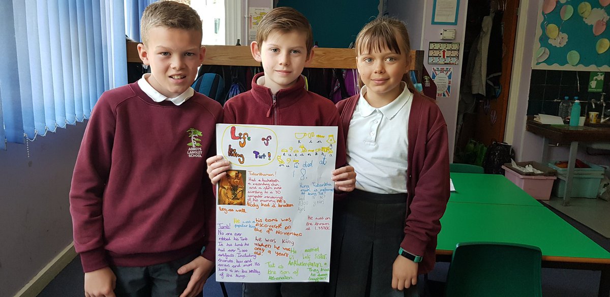 SamraMalhotra's tweet photo. We sorted relevant and irrelevant sources of information to create posters all about King Tutankhamun. We learnt and shared facts all about his life, his death and the discovery of his tomb 🔍📝🖍 @MissHoltsClassx #abbotshistory https://t.co/RuYXRoUiuF