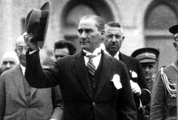 Her insanın bir ülkesi vardır ama her ülkenin Mustafa Kemal'i yoktur.