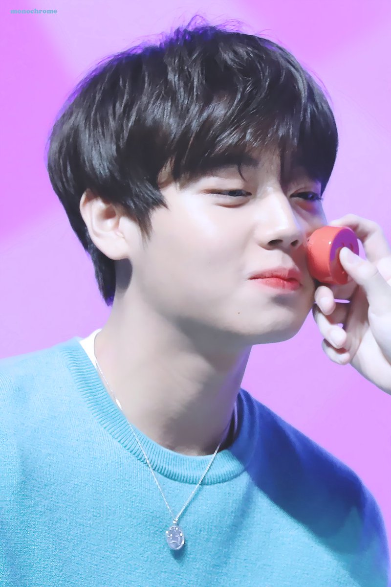 _monochr0me's tweet photo. 190512 #박지훈 https://t.co/5Q9IxEttnl