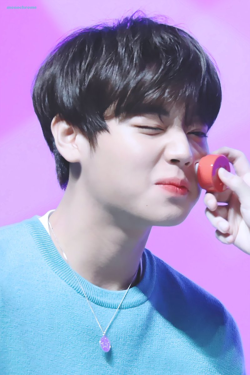 _monochr0me's tweet photo. 190512 #박지훈 https://t.co/5Q9IxEttnl