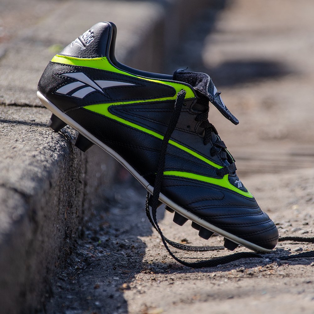 reebok sidewinder football boots