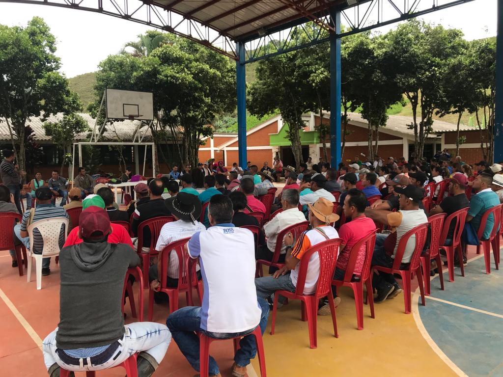 ComisionVRPC's tweet photo. Compartímos algunas imágenes de nuestro 1er día de misión. encuentre más información en nuestro Facebook @CatatumboVida https://t.co/dMnevIXmEx