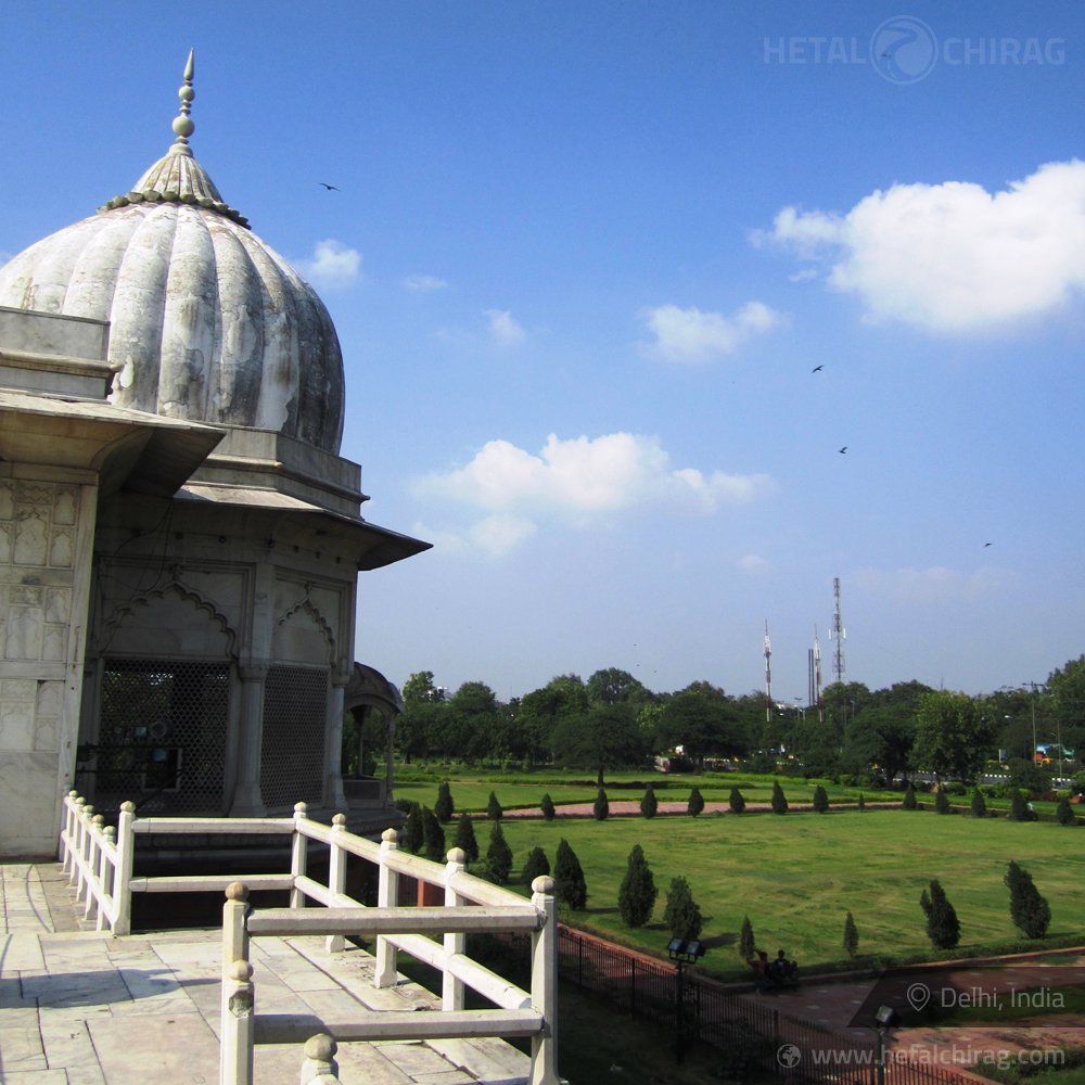 hetal_chirag's tweet photo. Lal Qila - Delhi’s iconic monument

Come join us on our adventurous journey around the world at https://t.co/w9X9Civ4bS.

#RedFort #LalQila #Delhi #NewDelhi #India #Historic #monuments #architecture #Tajmahal #ChandniChowk #Mughal #sightseeing #traveller #adventure #bestoftheday https://t.co/jh5QjQOXxp