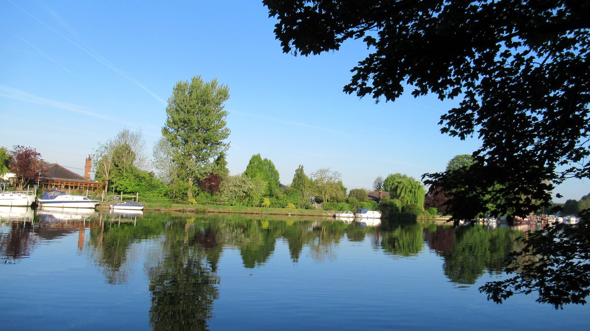 A great morning out with 13.7 miles completed, this now takes me to the halfway mark towards my 1000 miles for the year HAPPYS DAYS 👍😎