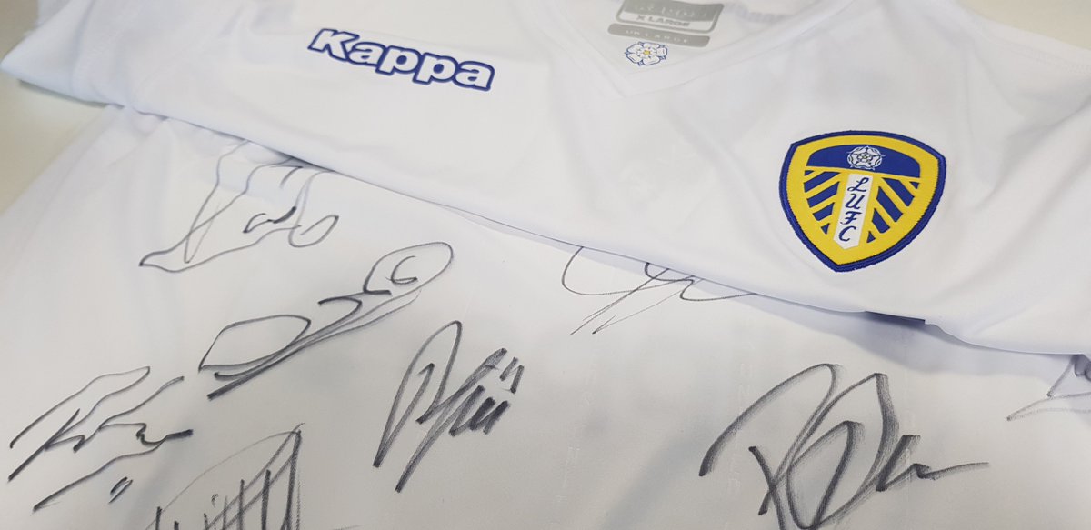 Ladbrokes's tweet image. 💛 WIN A SIGNED @LUFC| SHIRT! 💛

To enter, simply

1️⃣ Follow us
2️⃣ Retweet this post

T&amp;amp;Cs &amp;gt; lbrk.es/oXag30mk73t 

#LUFC