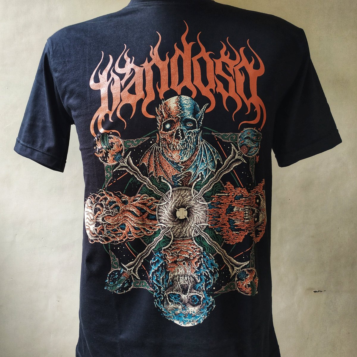 BlessingRockCom's tweet photo. #KAOS
#Tokped  

Merch Bandoso 
Edisi Anasir Papat 
Transaksi langsung ke Tokopedia kita 
https://t.co/fFXKmR1lyr https://t.co/l8ZlGsNdcW