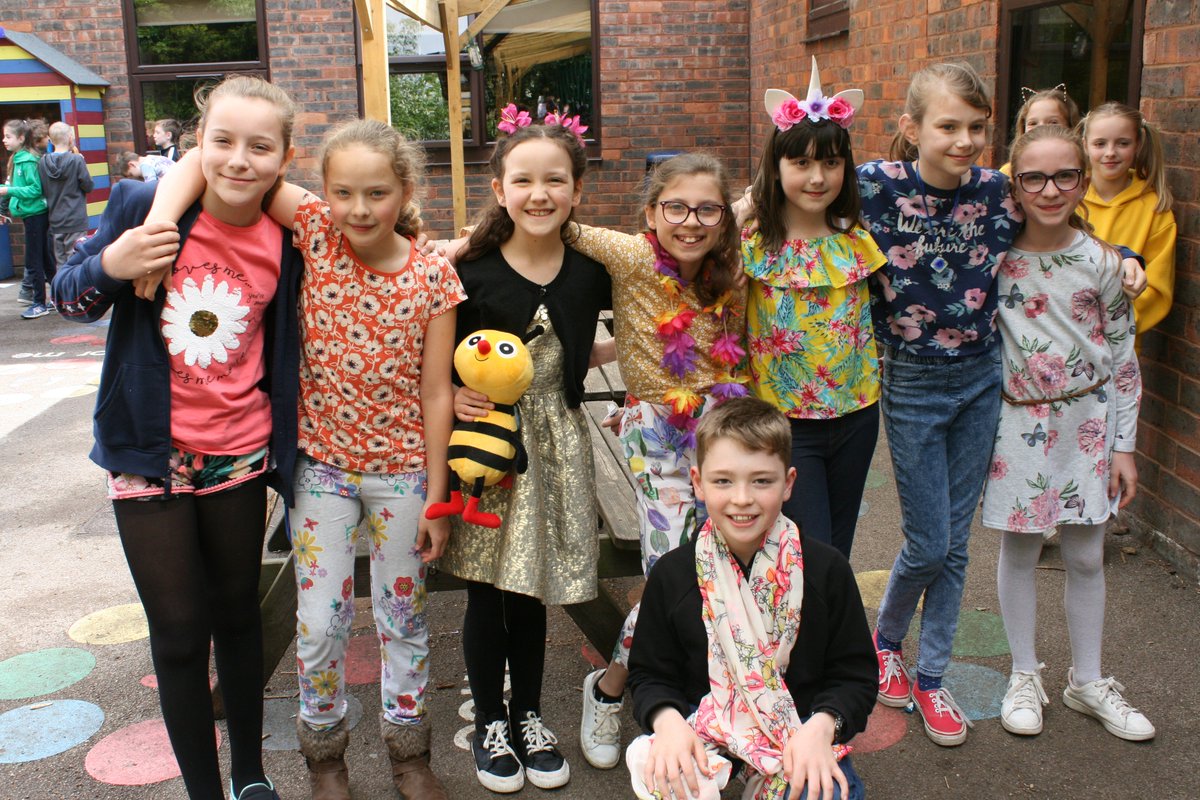 On Friday 10th may, pupils came to school dressed to the theme of 'Bees and Flowers'. This was in exchange for a donation to the Young Carers Charity. 
We raised an amazing £438! Thank you to all those that took part and donated to such an  important cause.