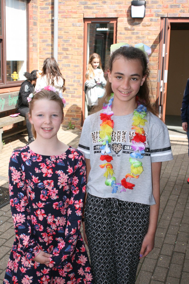 Henlow CE Academy tweet media