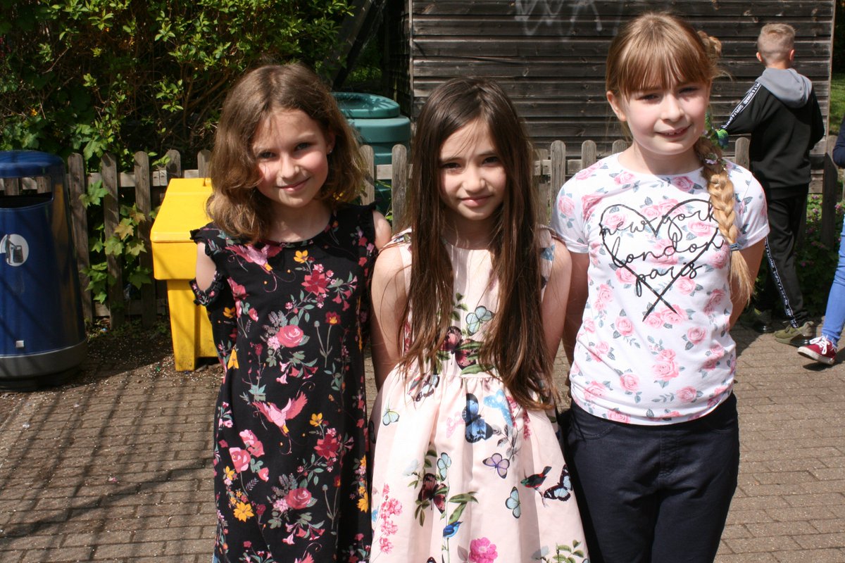 Henlow CE Academy tweet media