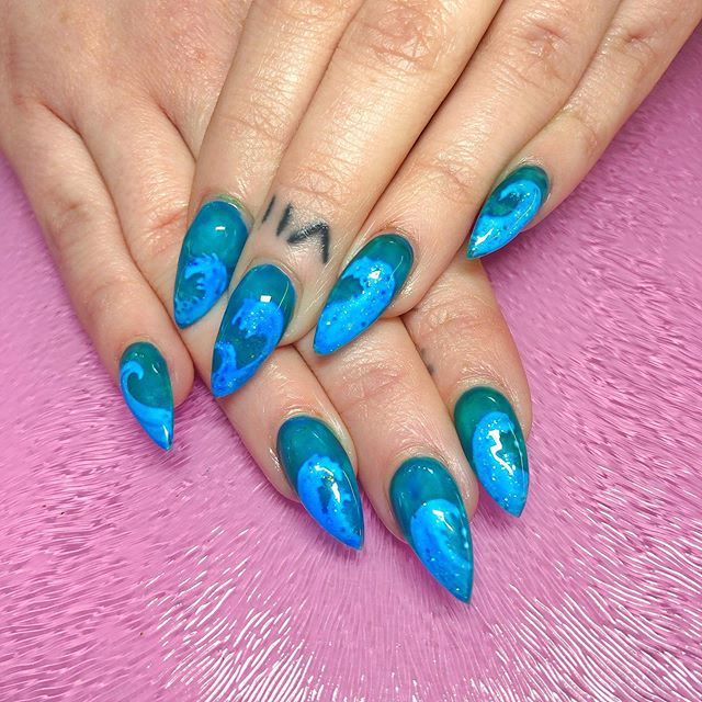 Feeling wavey! #wavenails #jellynails  #thegossipnailbar #bristolnailart #bristolnailbar #nailartbristol #nailsalonbristol #oldmarket #cutemani #uknailtech #uknailart #nailbarbristol #nailsalonbristol #freehandnails #freehandnailart #freehandnailartist #oldmarket #bristolnai…