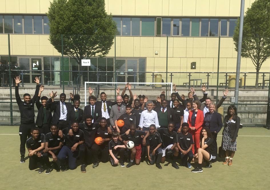The Elmgreen School on X: We had a visitor this morning! @MayorofLondon  came to see our @FBeyondBorders projects with @helenhayes_ . Our students  were phenomenal @elmgreenschool  / X