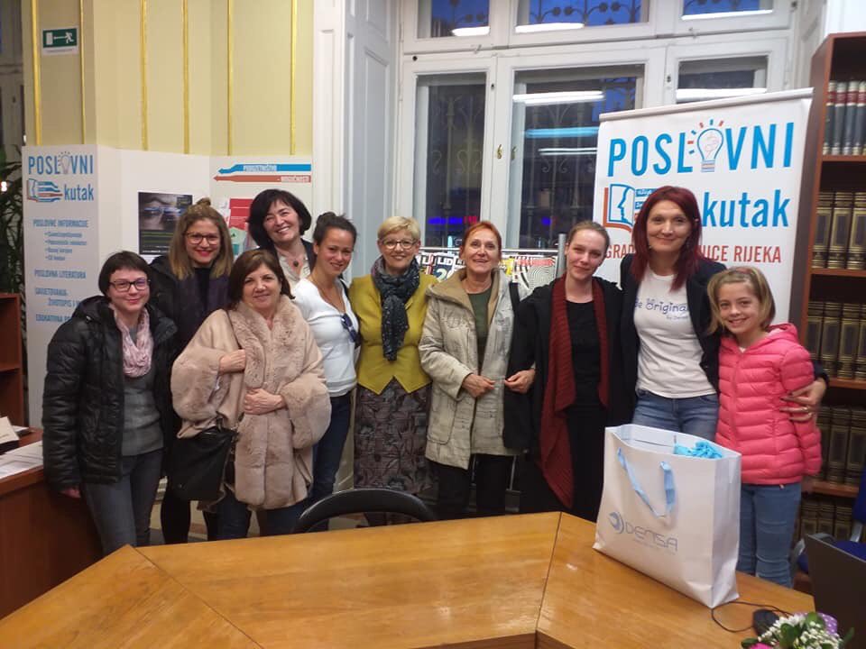 edu_PAR's tweet photo. Naša Sanja Lujić Pirc u Poslovnom kutku GKR vodila razgovor s poduzetnicom Azrom Ćatić. Predavanje "Prepreka kao prilika za poslovni uspjeh" privuklo je i mlade poduzetnice. Druženje je završilo našom porukom MOJ USPJEH OVISI O MENI! Veselimo se našim Ženama bez PARdona 22.11. https://t.co/8B9NMNkO1w