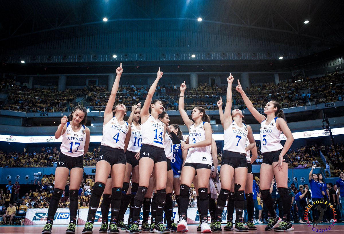 VballPH's tweet image. Ateneo, inspired from above. 

© @FightBlueNWhite