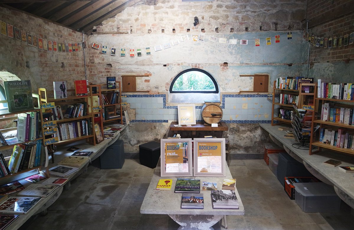 DelapreAbbey's tweet photo. Our new second-hand bookshop is now open! Drop-in and have a browse - all proceeds go to towards the ongoing restoration of Delapré Abbey 📚

Open 7 days a week, 11am-4pm. Donations gratefully received! https://t.co/nWa2GaLrfE