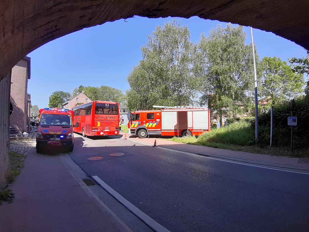 Tomketelslegers's tweet photo. Even op verplaatsing werken vanochtend. Incident aan station Eppegem. #cpops #noodplanning https://t.co/flmcGHWhYT